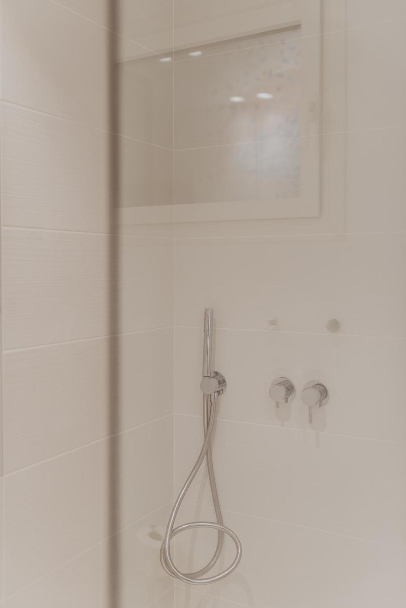 Petit Luxe Volta Apartaments テラサ エクステリア 写真